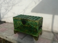 CUFAR-lemn de brad sculptat.Dim.78x42x60cm
